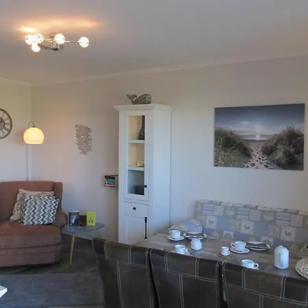 Apartment With Garden *